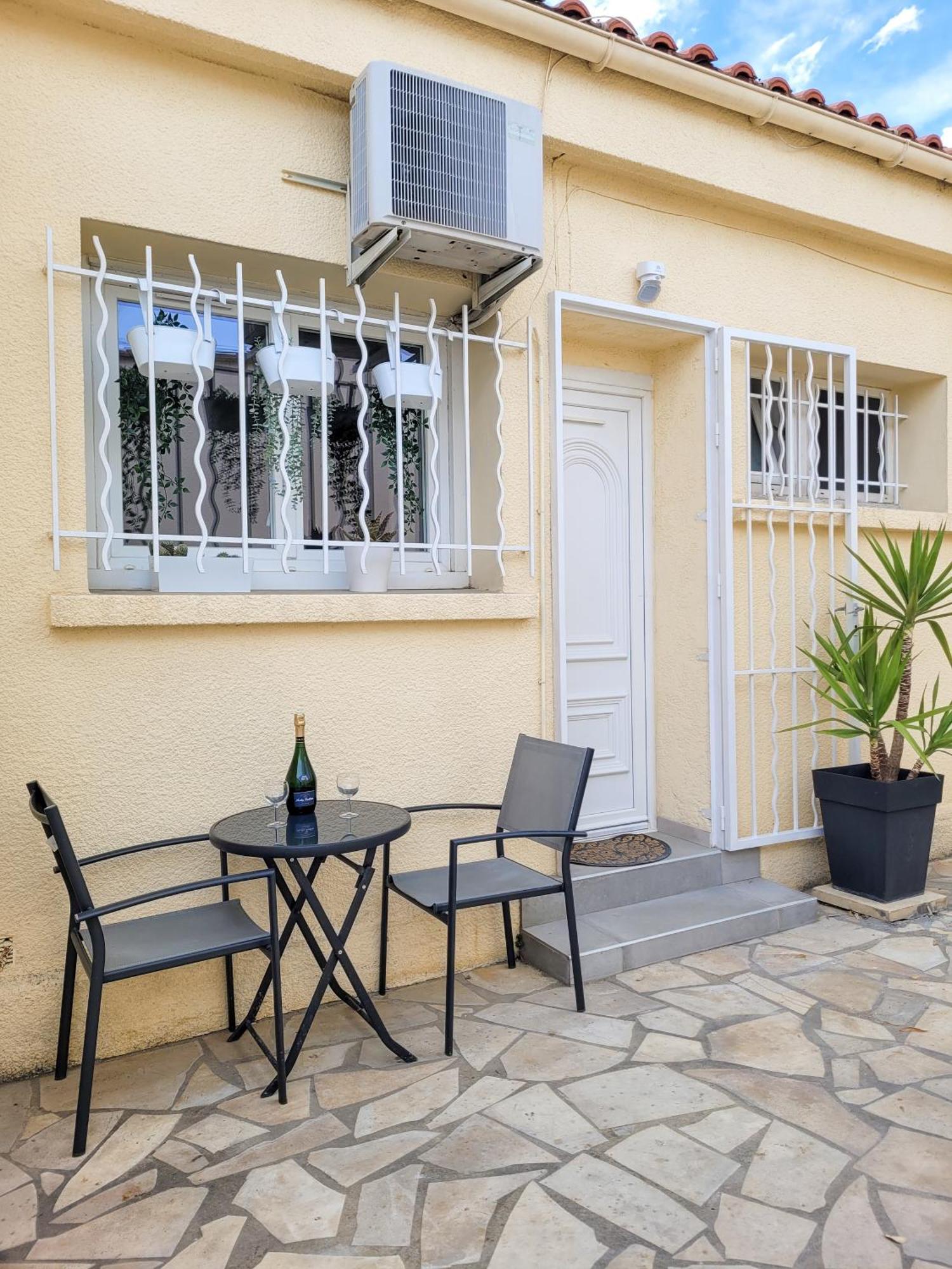 Chambre Climatisee Lit Double - Proche Tram & Centre Montpellier Dış mekan fotoğraf